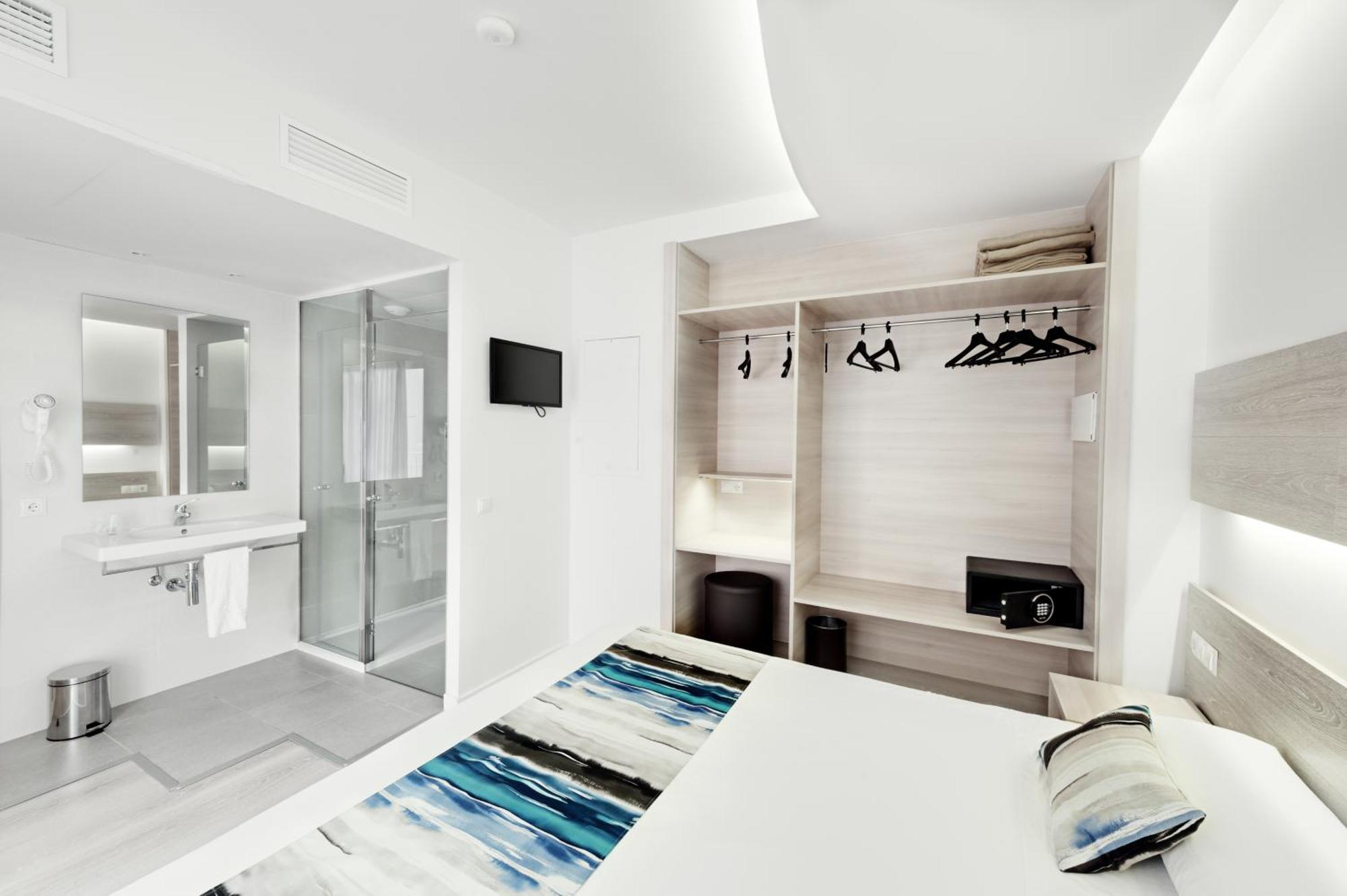 Single Room Balcony,273069693:JPEG
