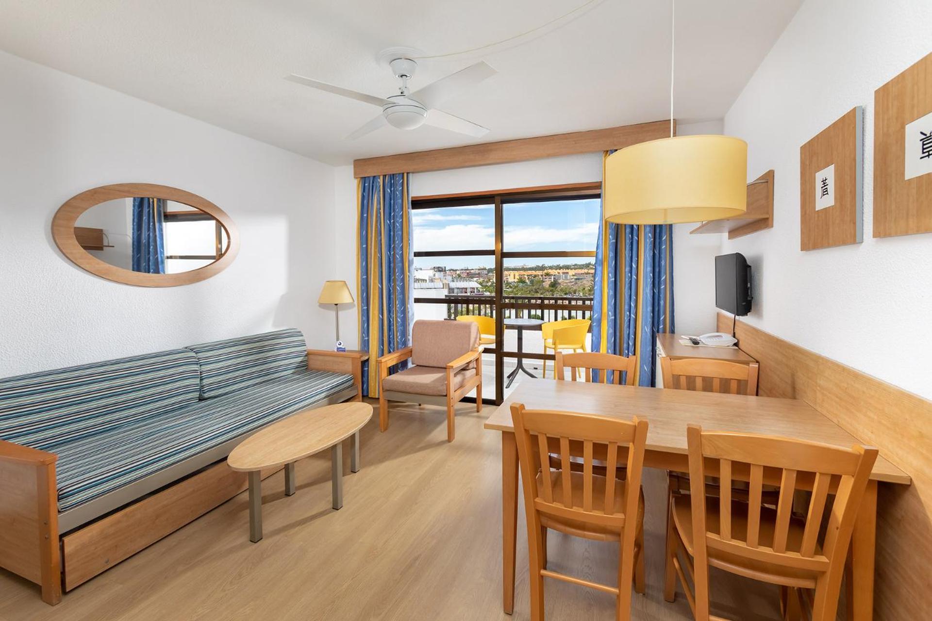 One-Bedroom Apartment (2 Adults),1306895131:JPEG