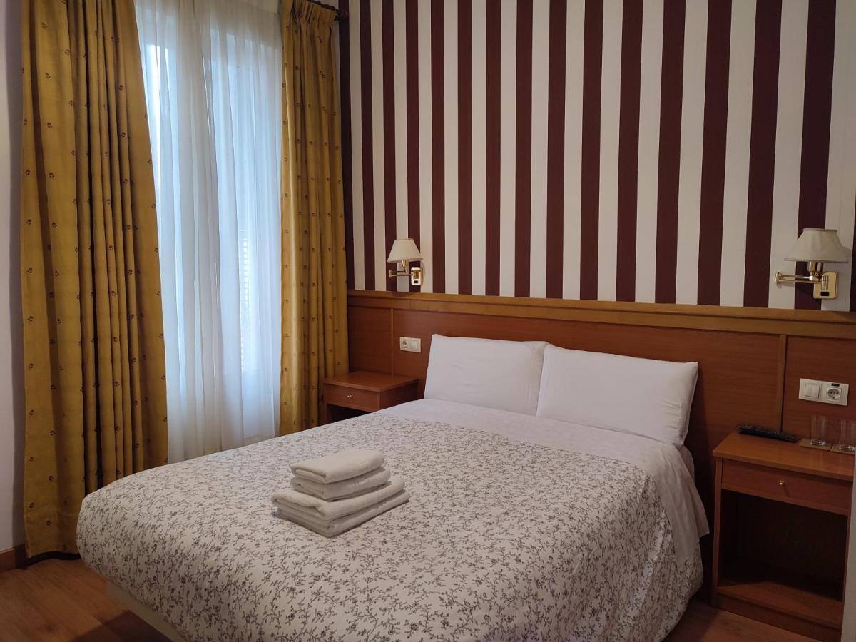 Double Room,1307682358:JPEG