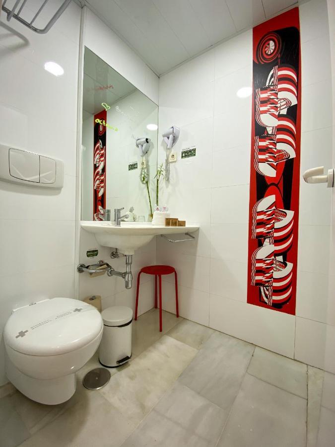 Double Room with Extra Bed (3 Adults),1310795332:JPEG