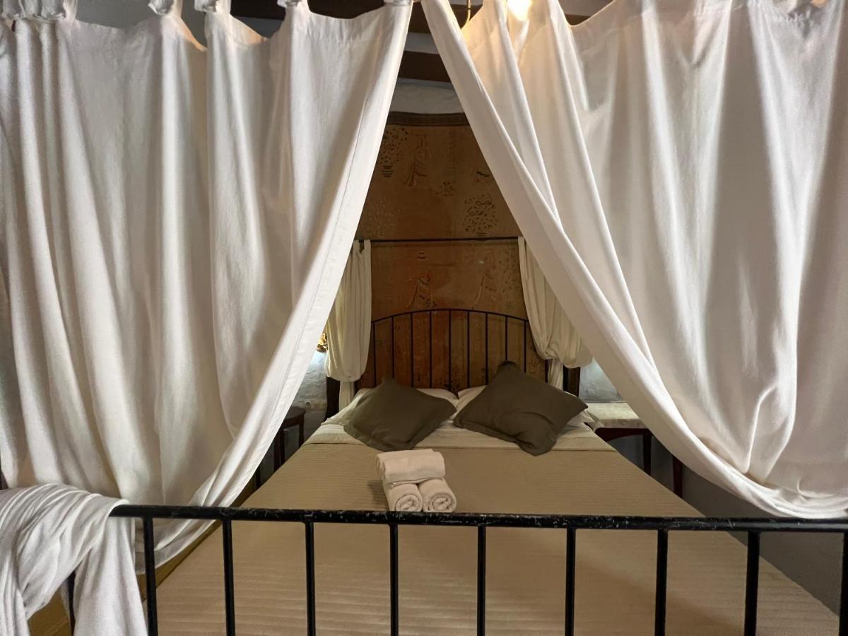 Double Room,1318906078:JPEG