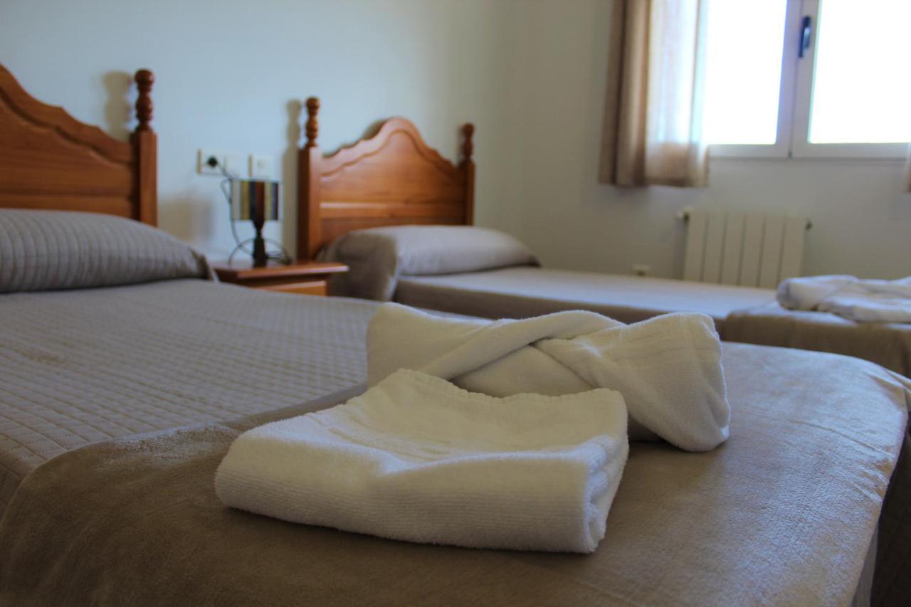 Double Room,1322948662:JPEG