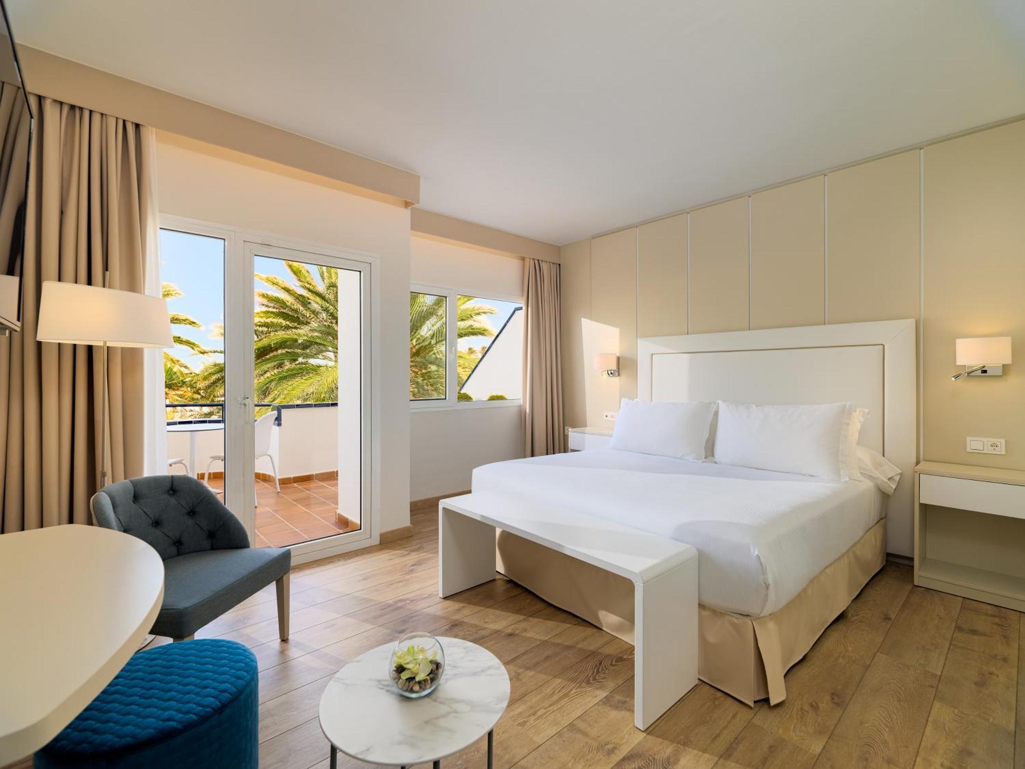 Superior Room (2 Adults),1324577809:JPEG