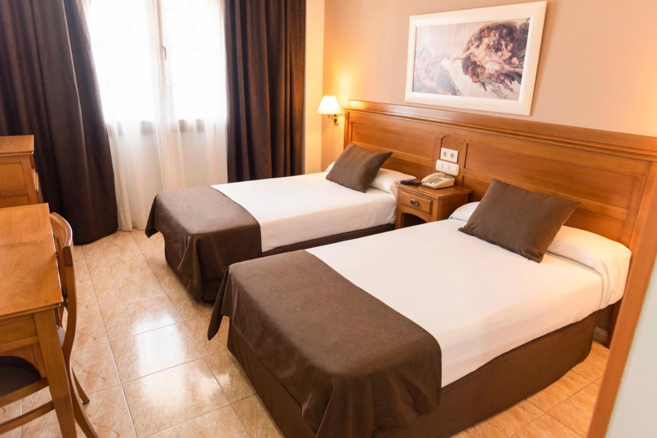 Double or Twin Room,1232142920:JPEG