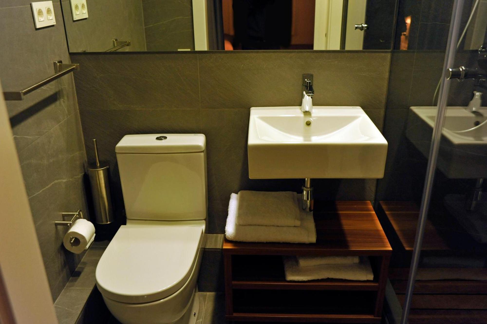 Single Room,133948953:JPEG