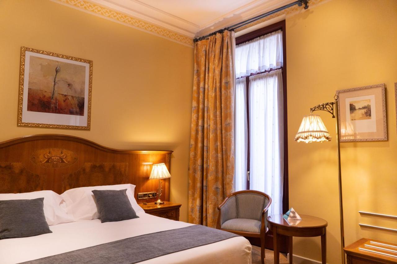 Standard Double or Twin Room,1340211278:JPEG