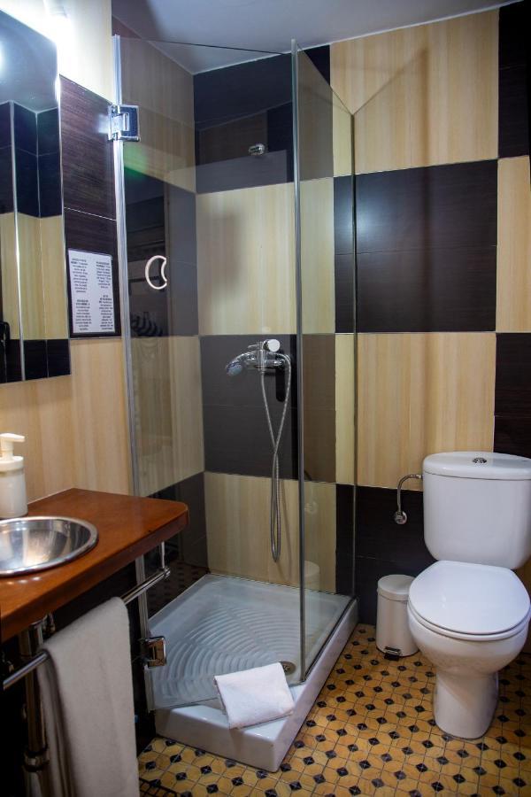 Single Room,1645664238:JPEG