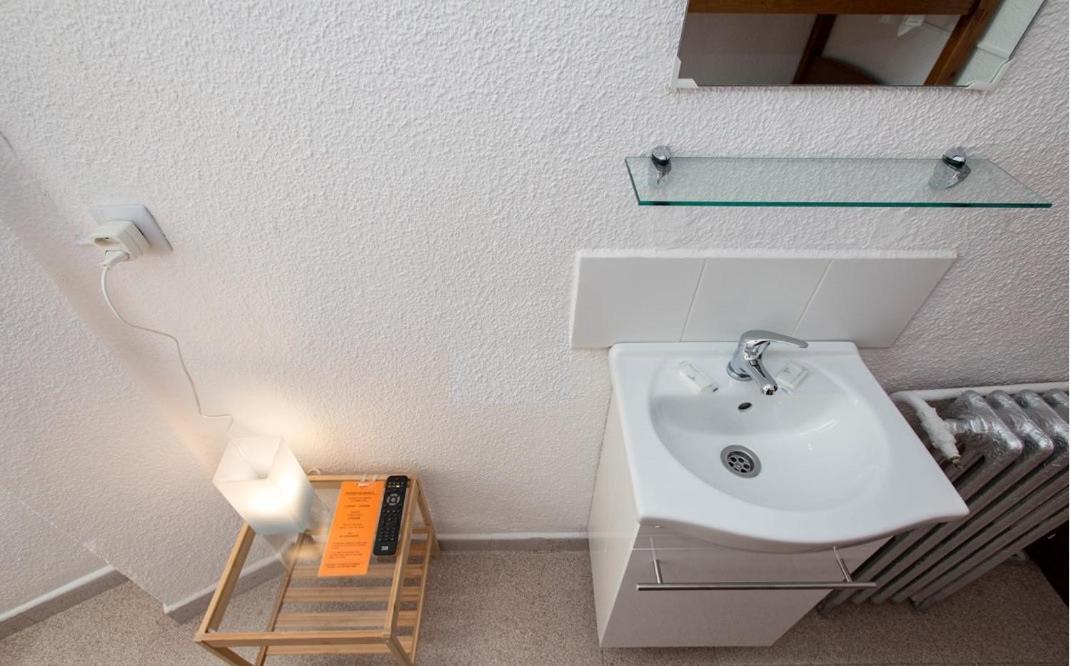 Habitación Individual con baño compartido