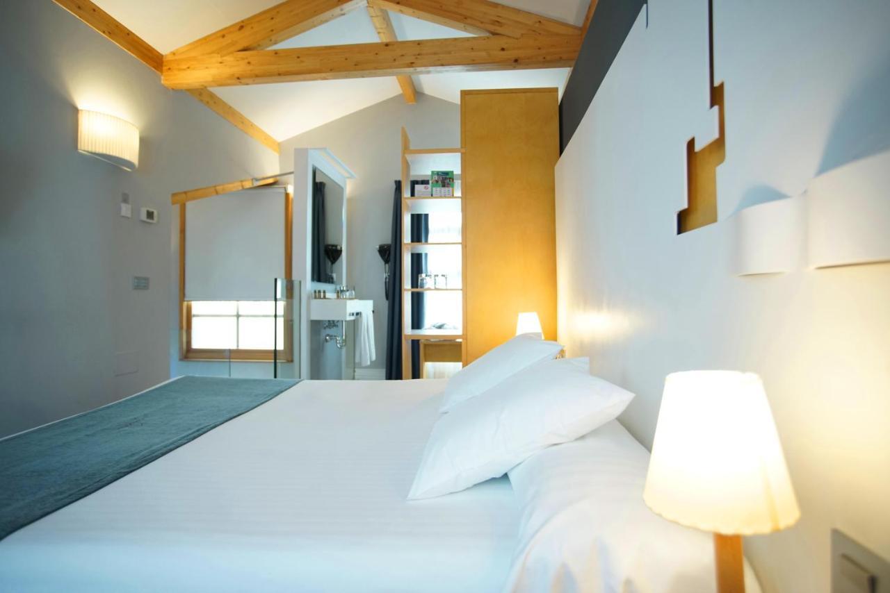 Junior Suite,1350340063:JPEG