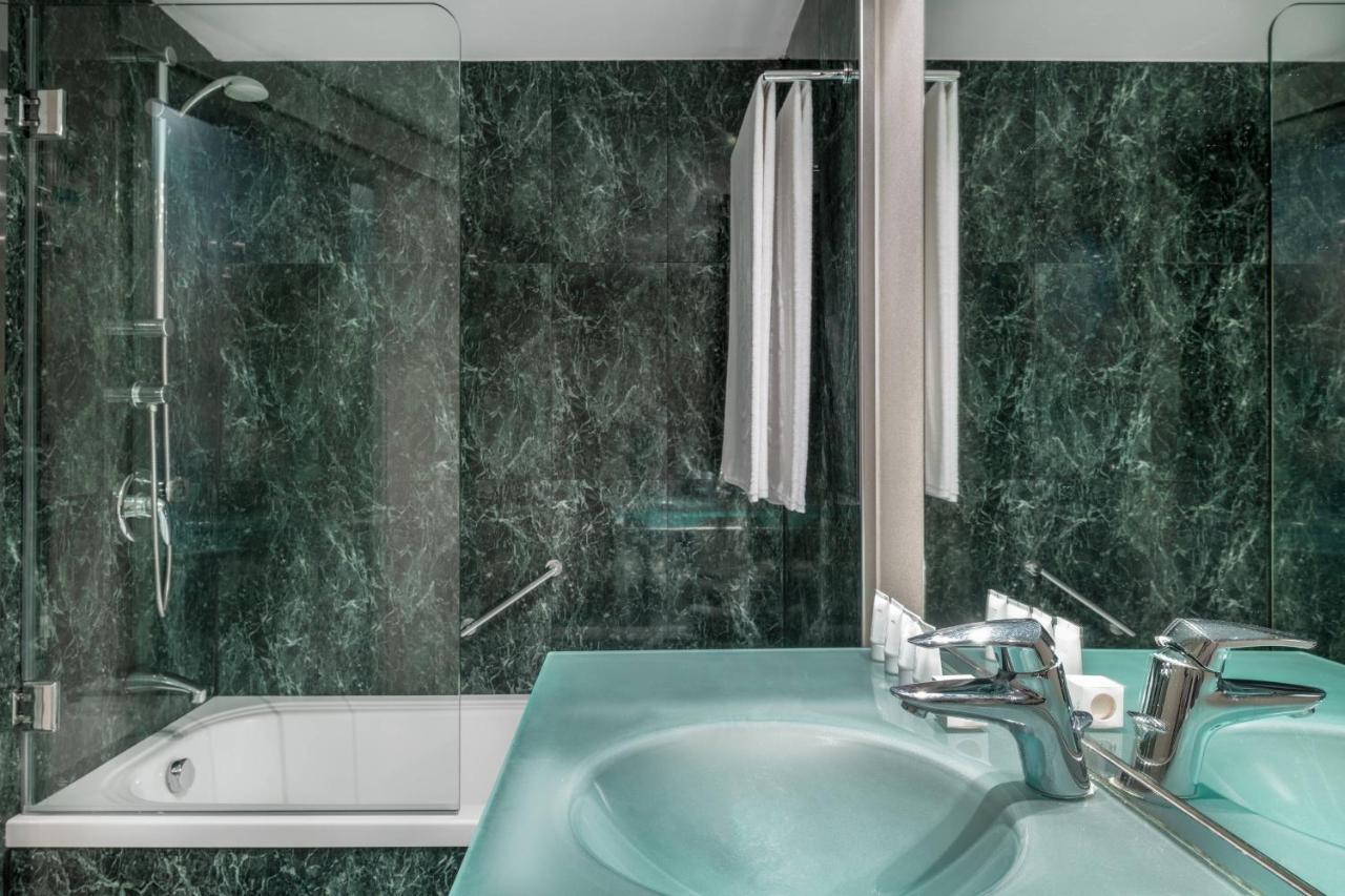 Junior Suite, 1 King, Sofa bed, Ocean view, High floor,1416250479:JPEG