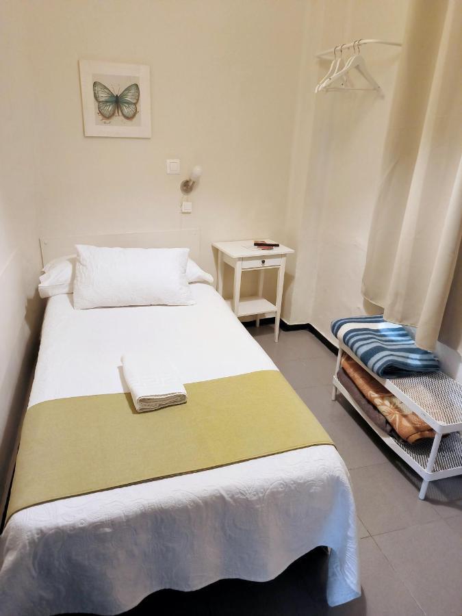 Habitación Individual con baño compartido