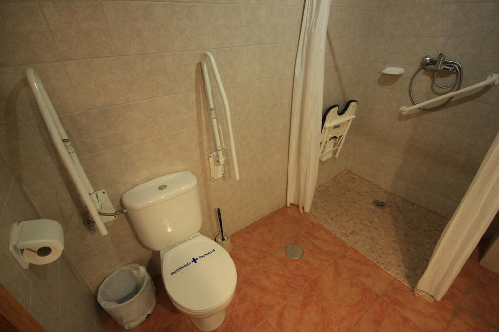 Twin Room,225808928:JPEG