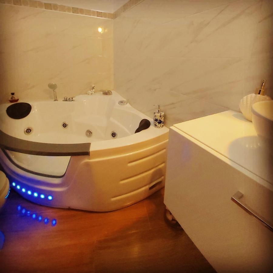 Double Room Spa Bath
