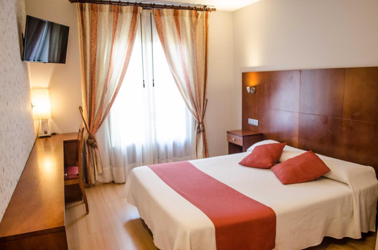 Double Room Balcony,1382054498:JPEG