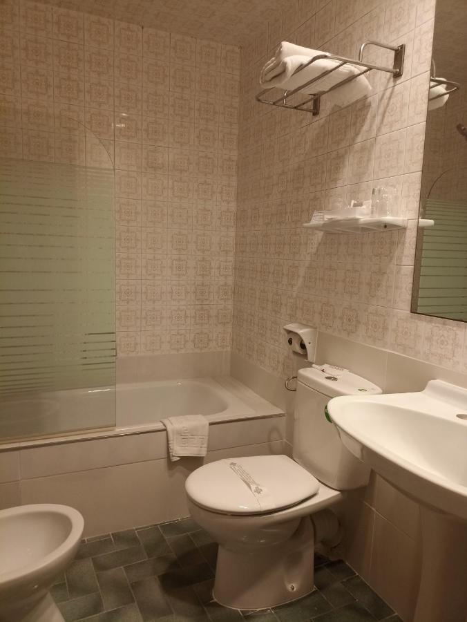 Economy Single Room,1386521192:JPEG