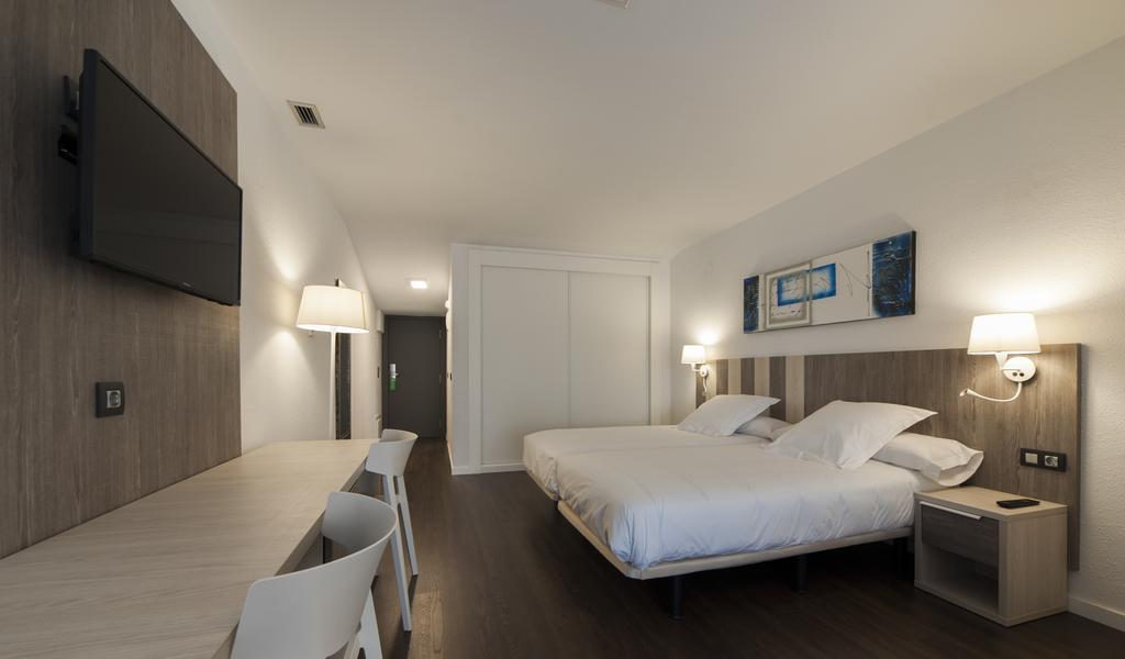 Triple Room (3 Adults),154787822:JPEG