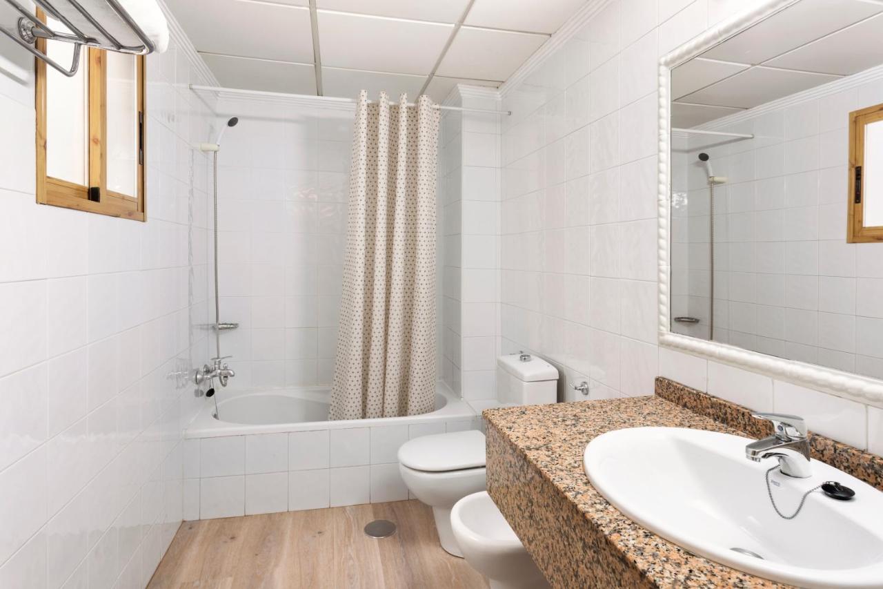 Twin Room with Balcony,1398801557:JPEG