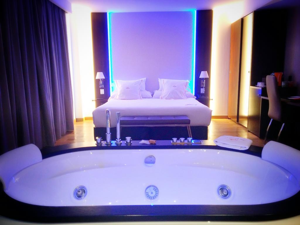 Superior Double Room with Hot Tub  and Terrace,143335258:JPEG