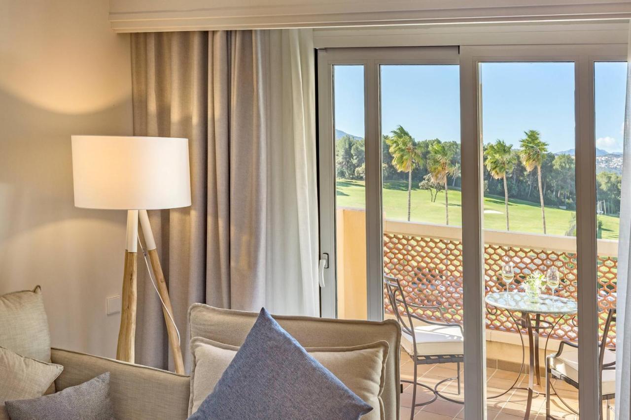 King Suite Sofa Bed Balcony Resort View