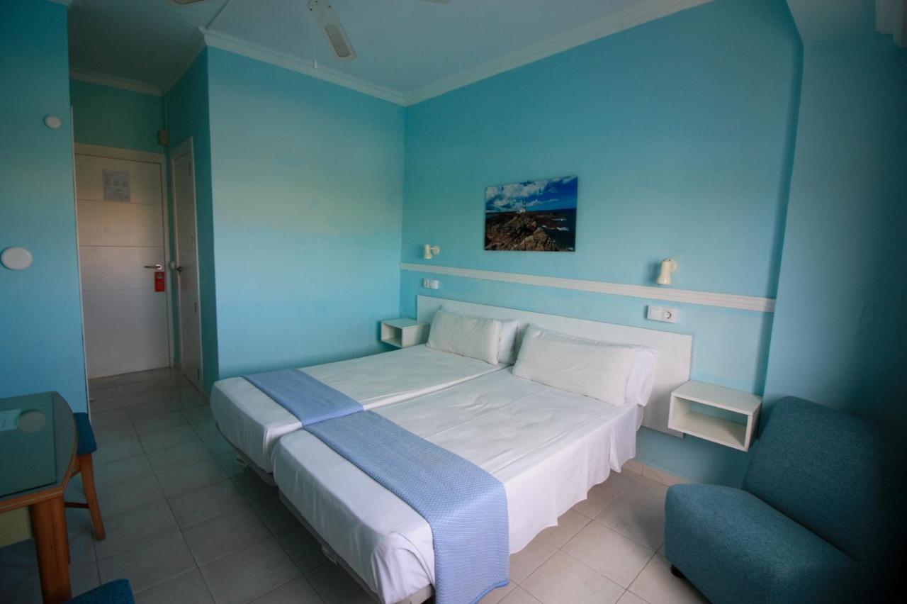 Single Room,1416939633:JPEG