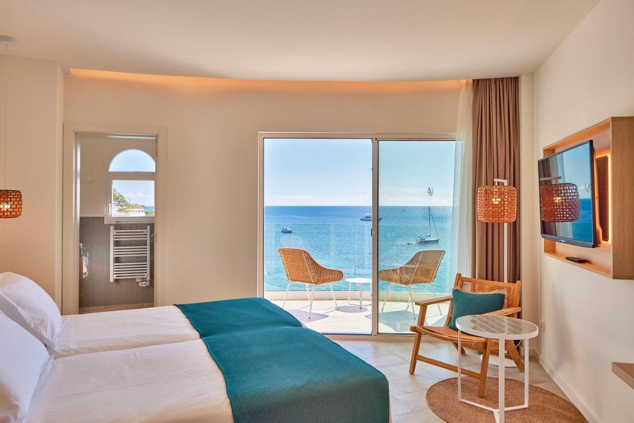 Twin Room with Sea View