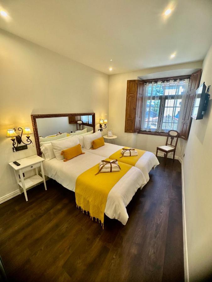 Twin Room,1425659742:JPEG