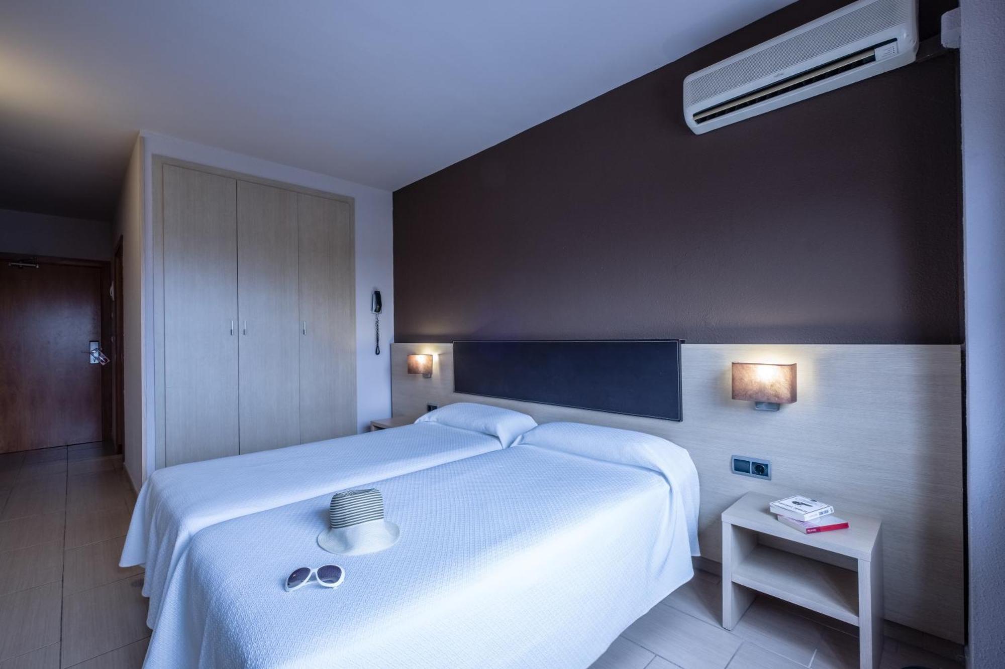 Single Room,1557311587:JPEG