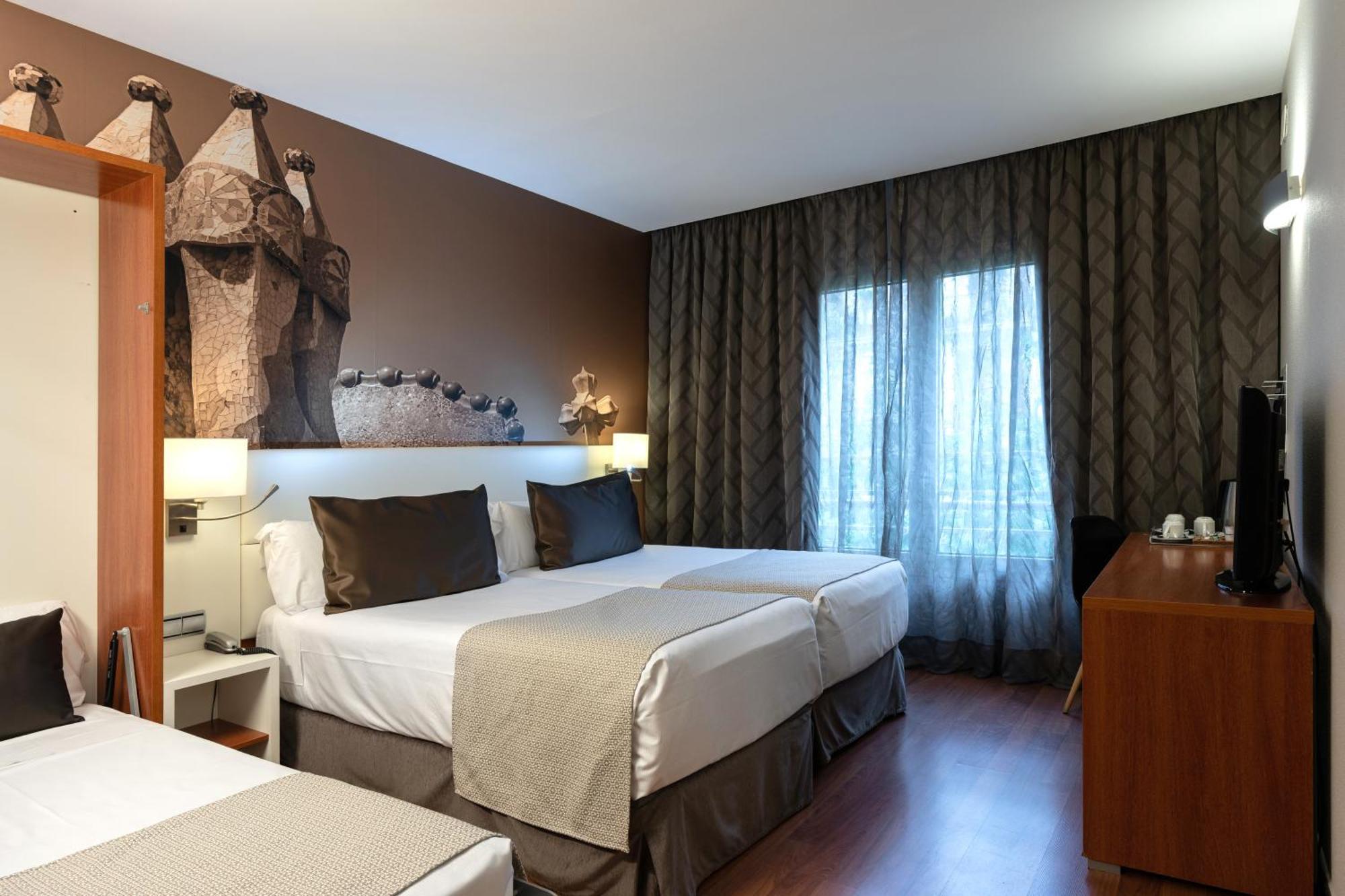 Triple Room,832406006:JPEG