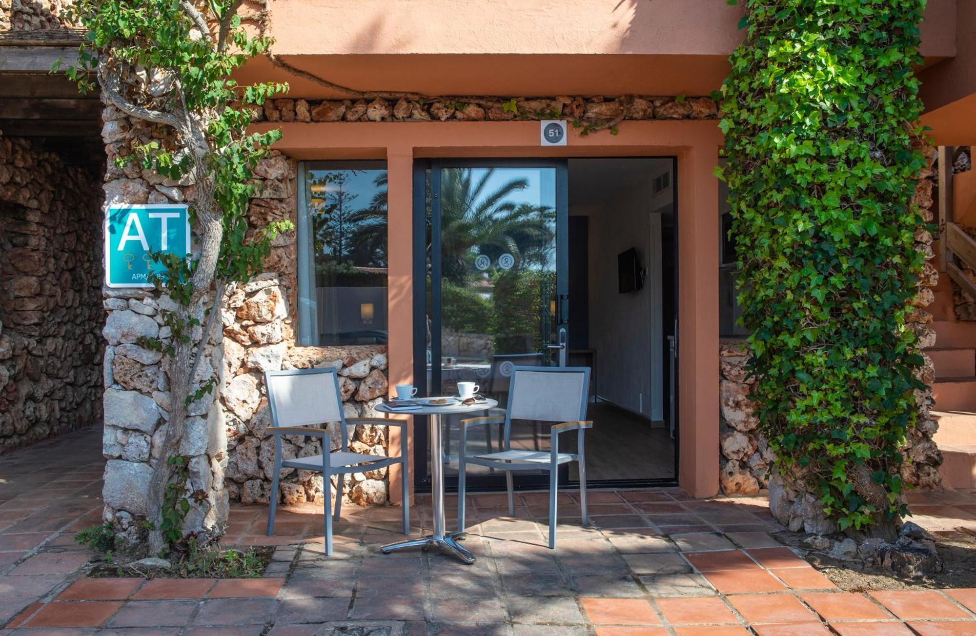 Double Room,1436243836:JPEG