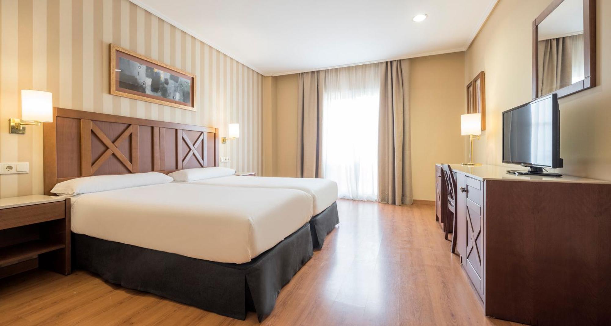 Double or Twin Room,1436324134:JPEG