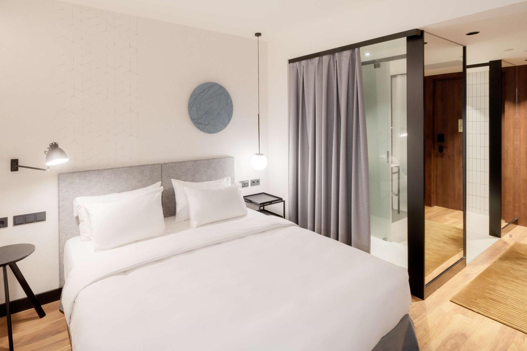 Standard Room Interior Facing,1443920647:JPEG