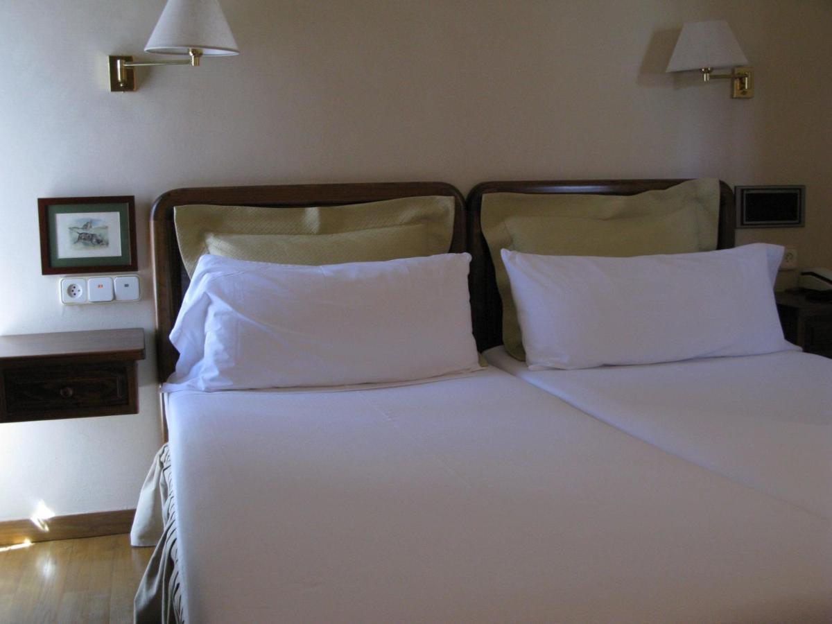 Double or Twin Room,1587507467:JPEG