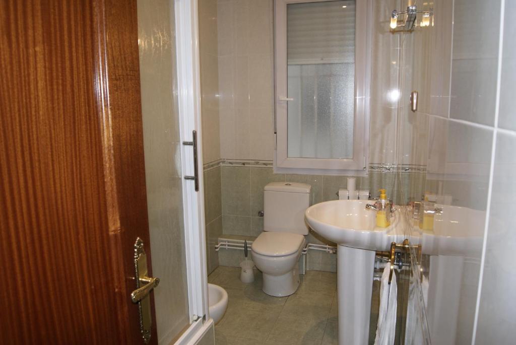 Double or Twin Room with Shared Bathroom