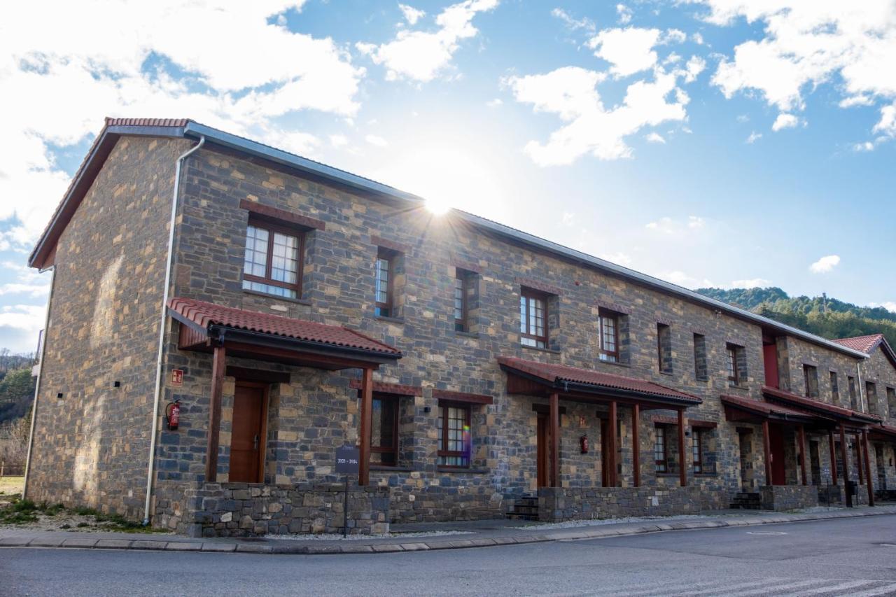 Villa,1593640987:JPEG