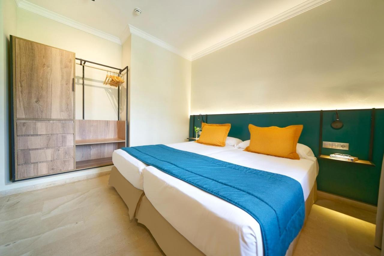 Senior Suite (4 Adults),1498561180:JPEG