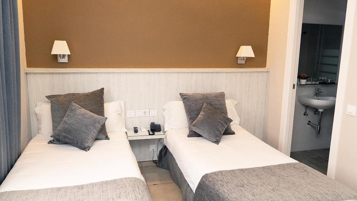 Double or Twin Room,1498679854:JPEG