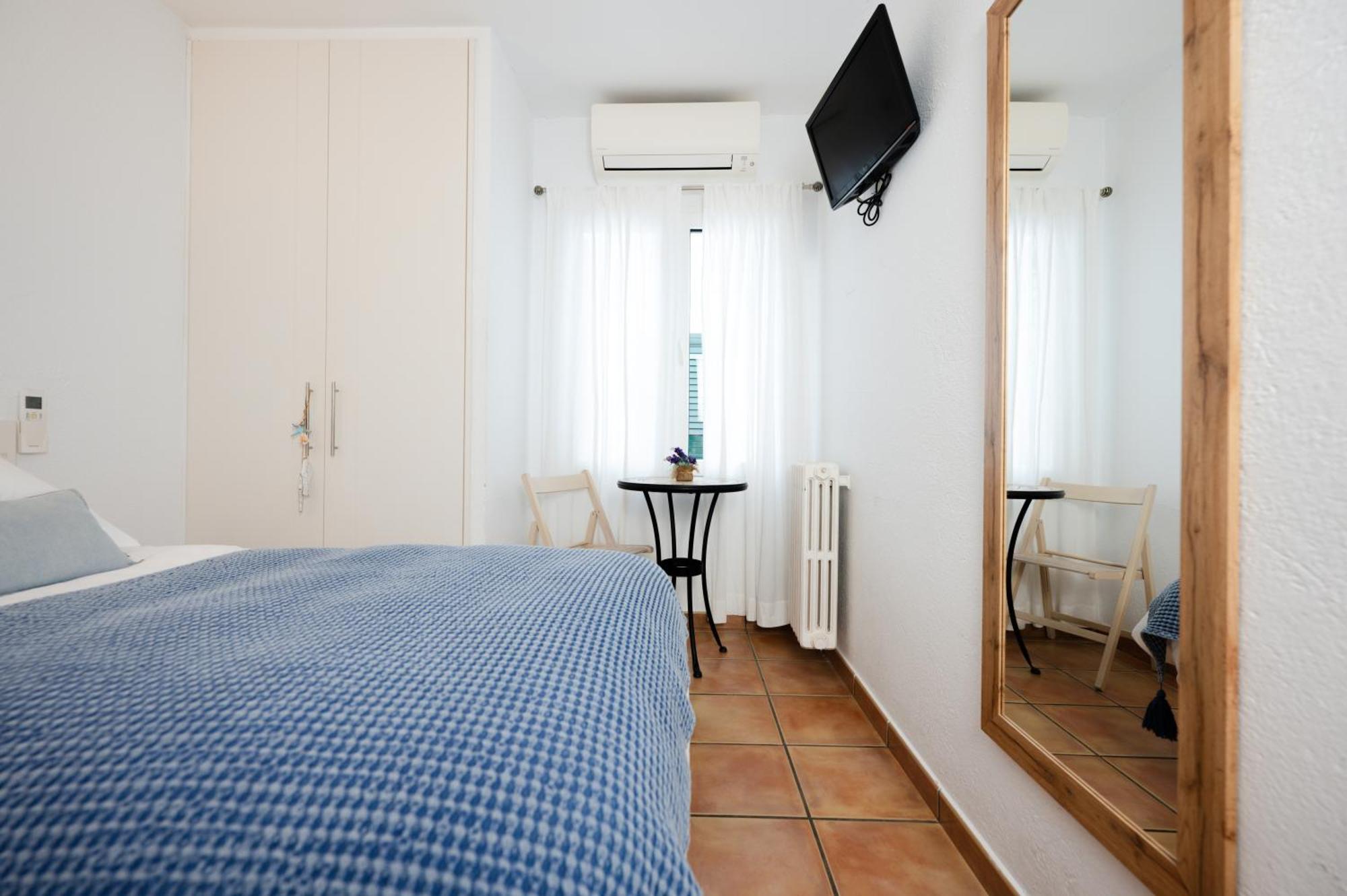 Habitación Individual con baño privado