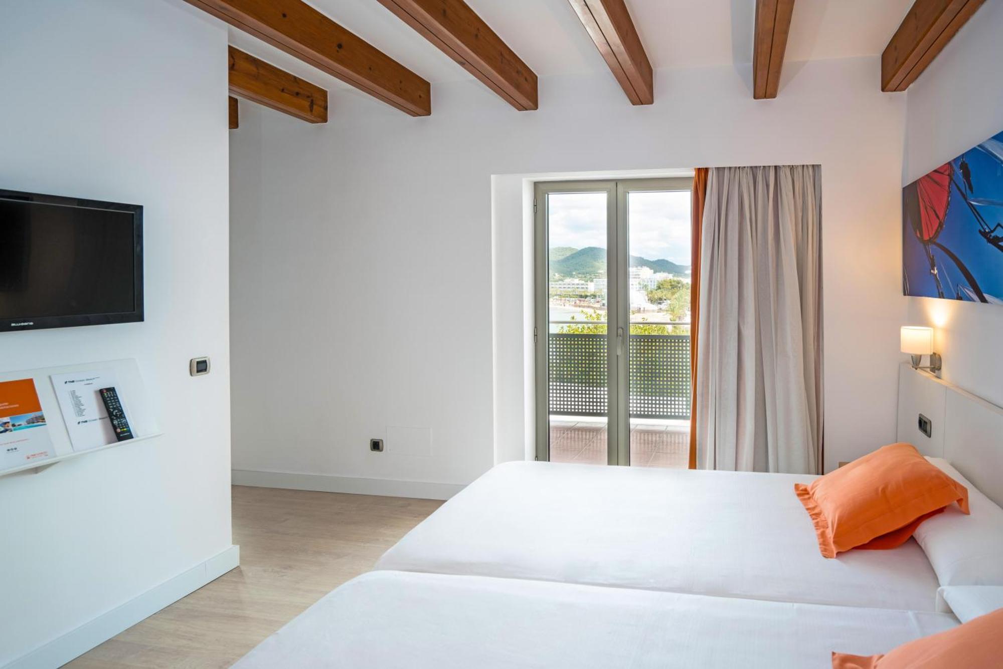 Junior Suite with Sea View,1528229266:JPEG