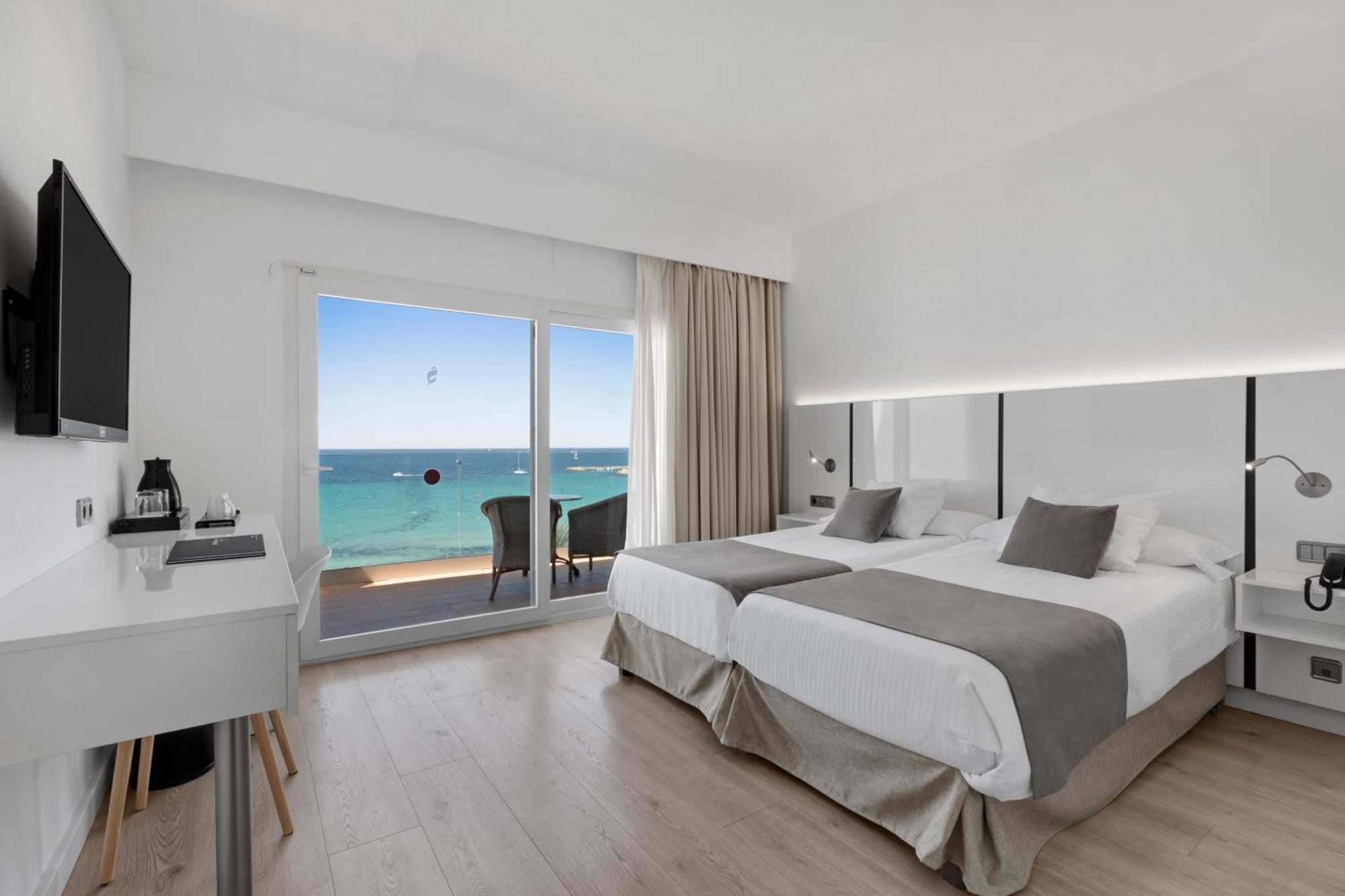Superior Twin Room with Sea View,1528230496:JPEG