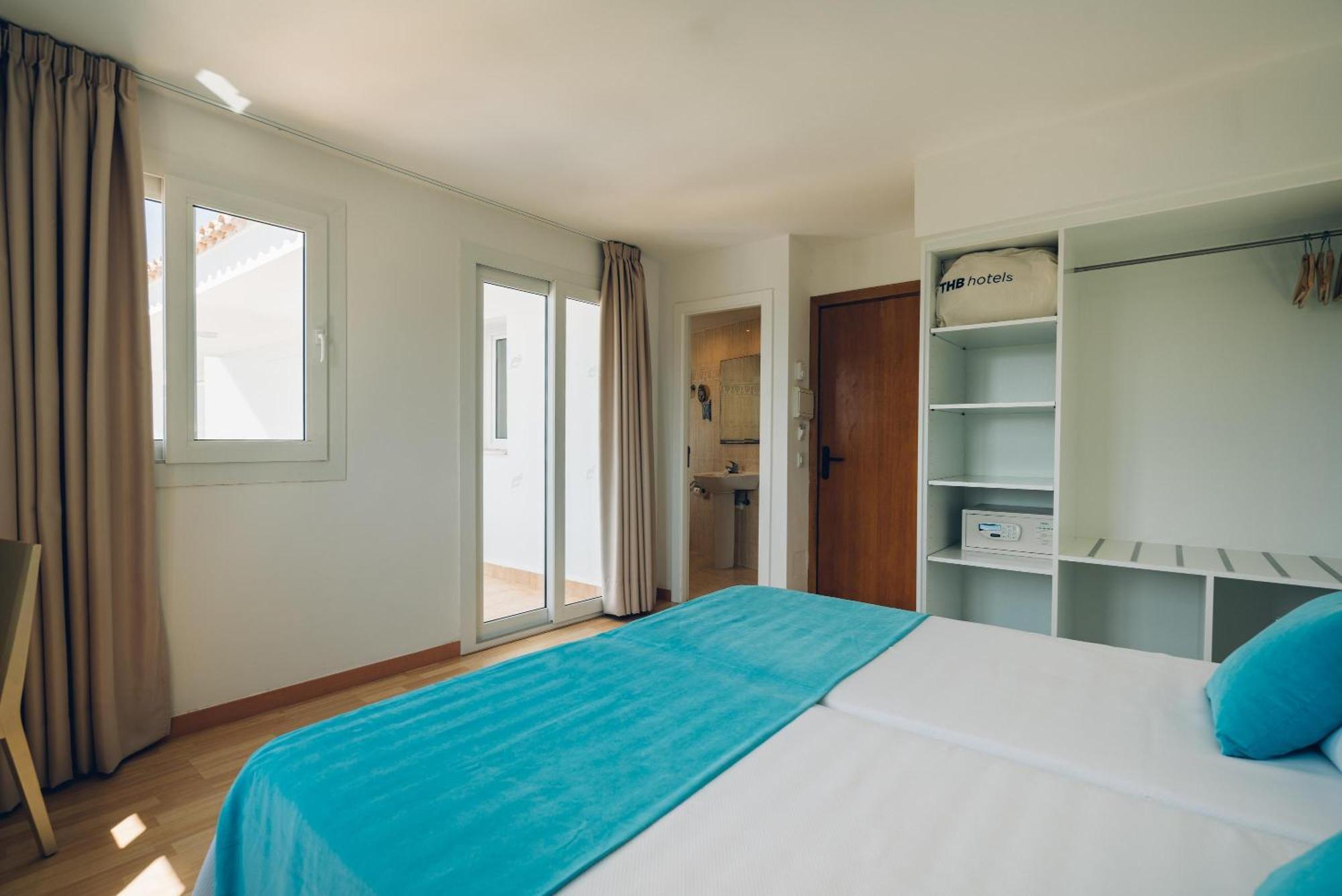 Superior Double Room with Pool View,1528231159:JPEG