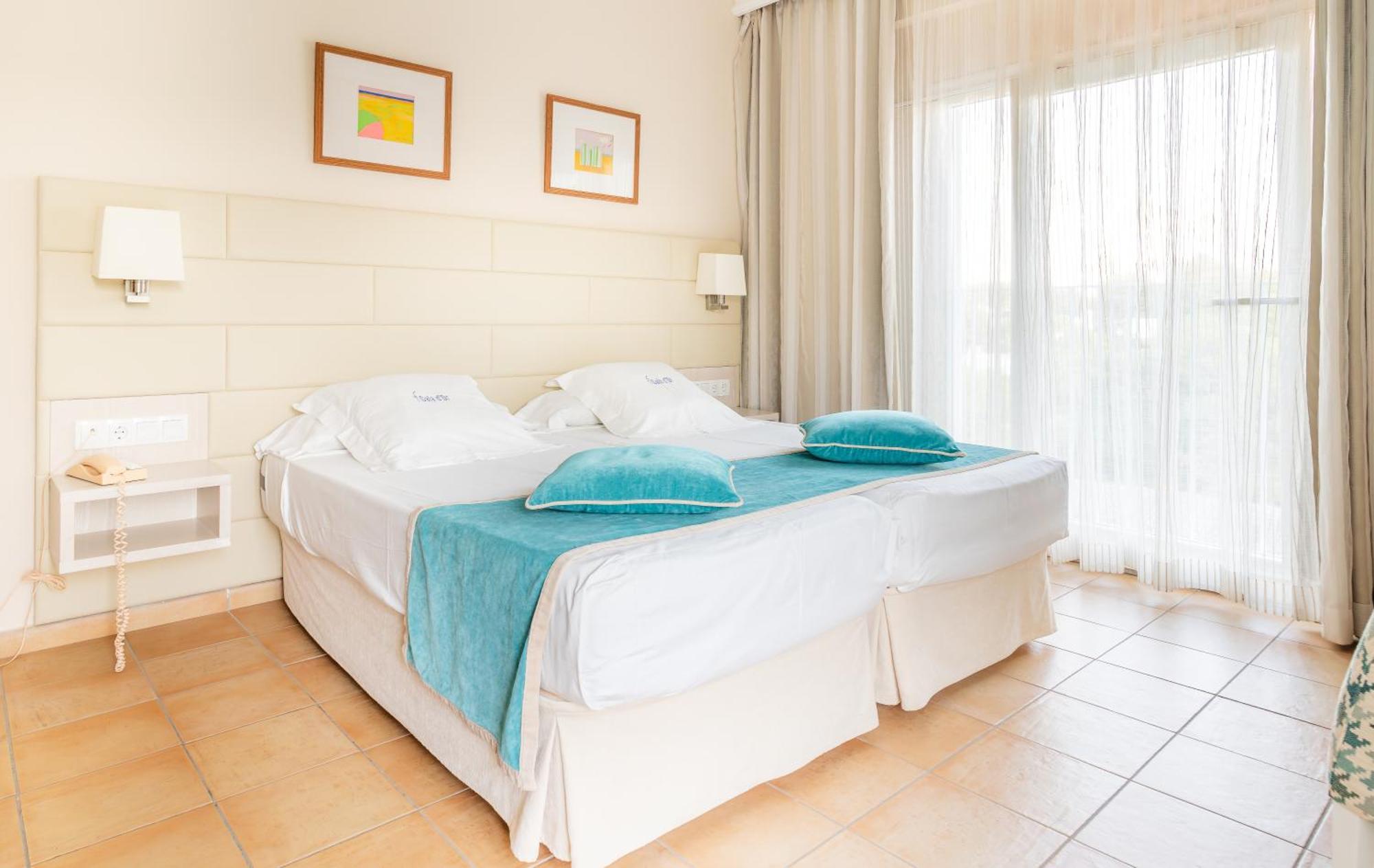Junior Suite with Sea View,1539786592:JPEG