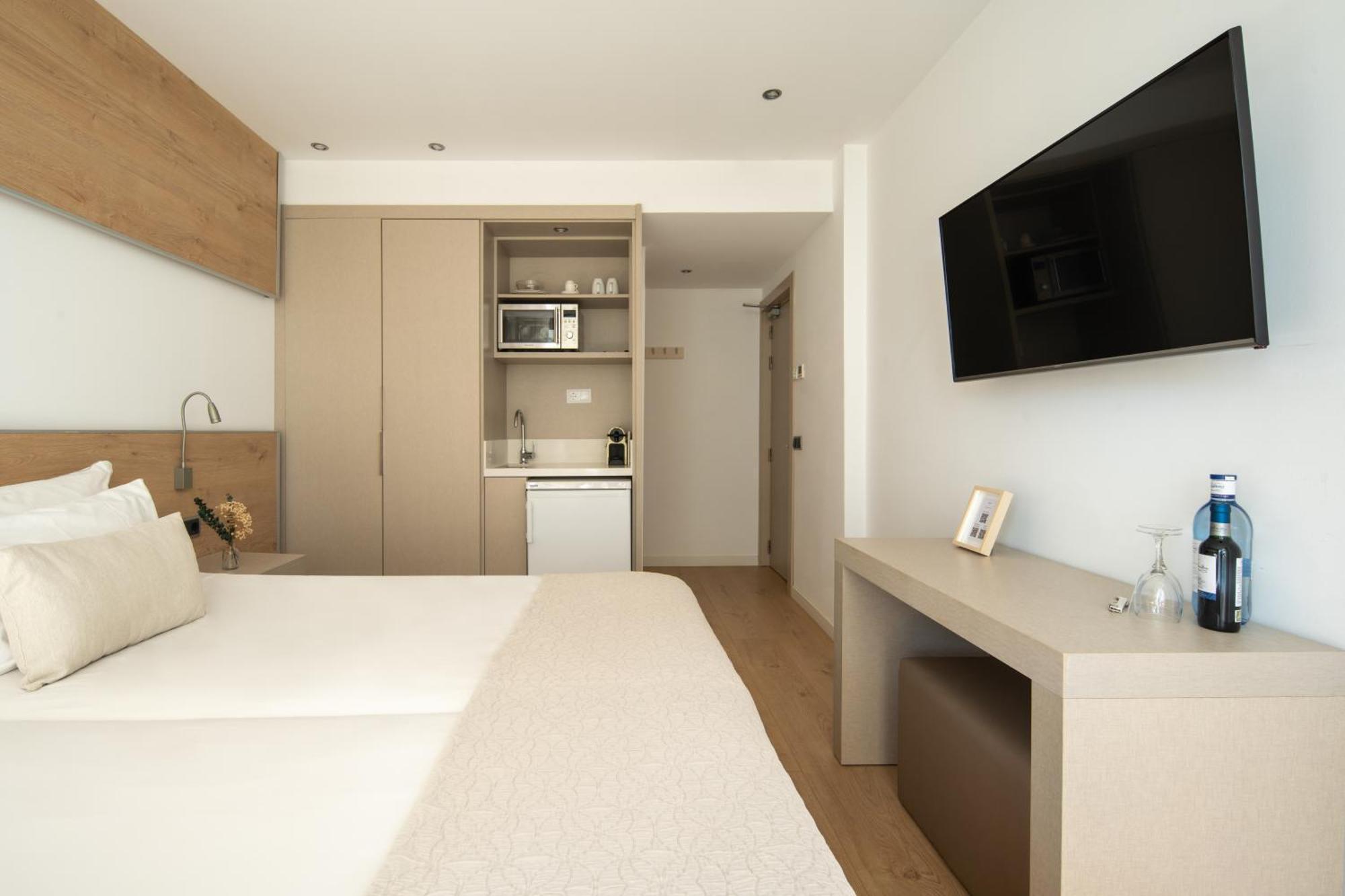 Twin Room Balcony Annex