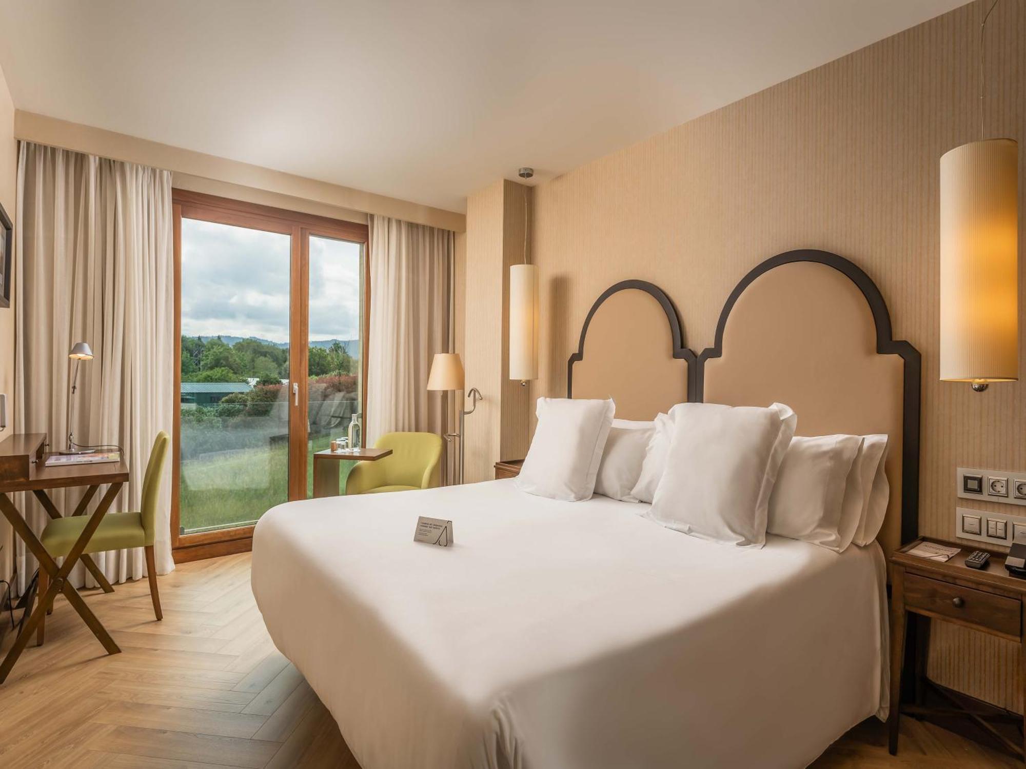 ASTUR Double or Twin Room,1549645150:JPEG