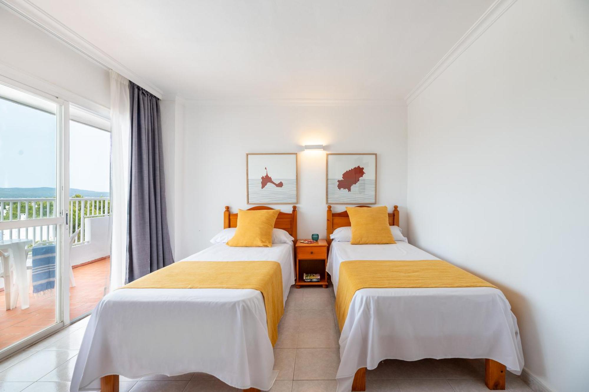 Studio,1551106342:JPEG