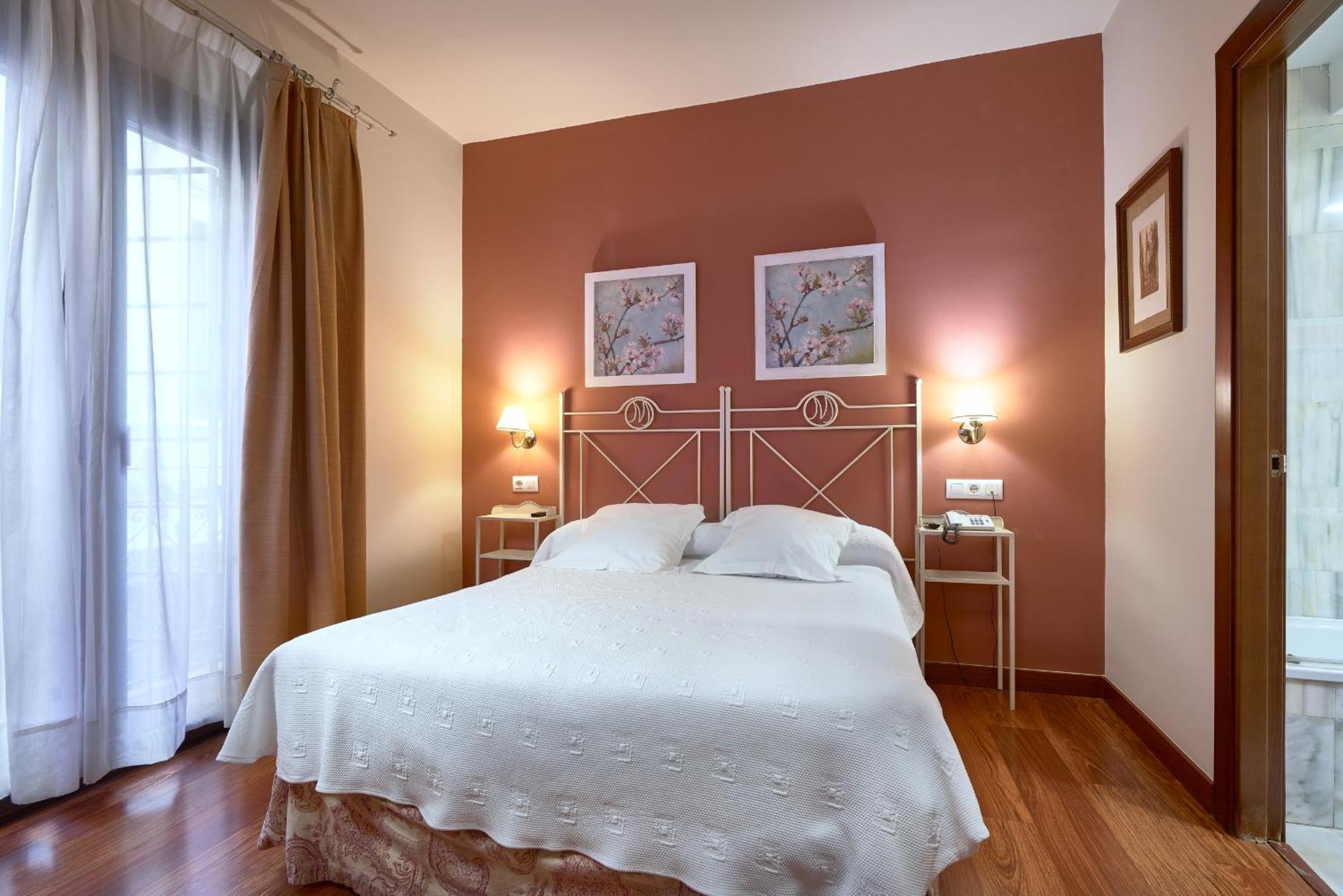 Double Room,1551739354:JPEG