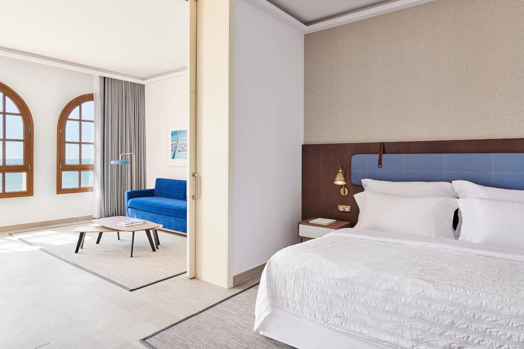 Prestige Suite Beach Front,1352590687:JPEG