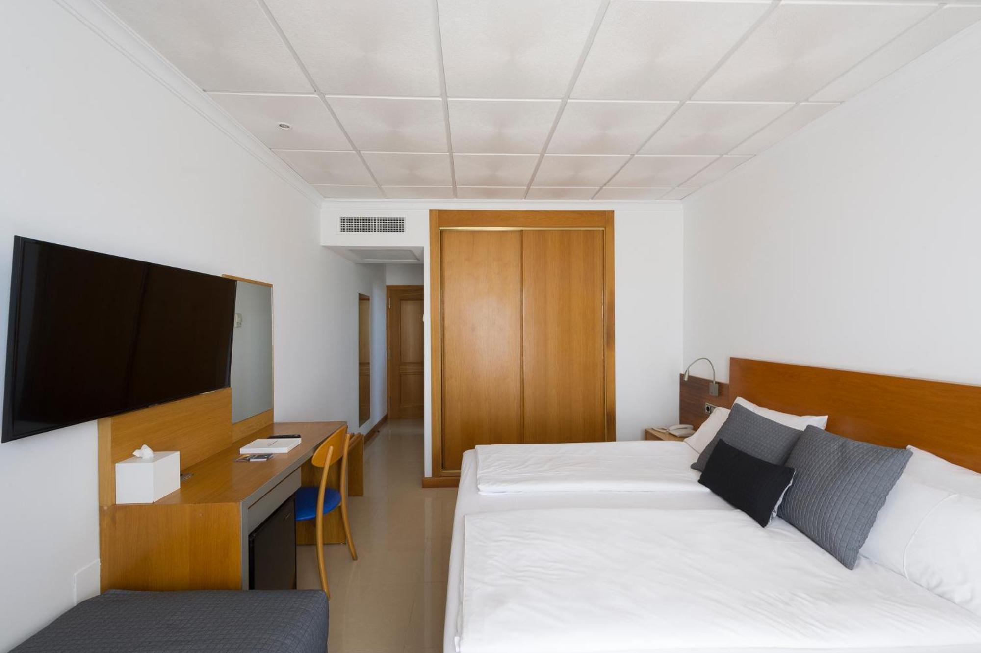 Standard Double Room,1592167317:JPEG