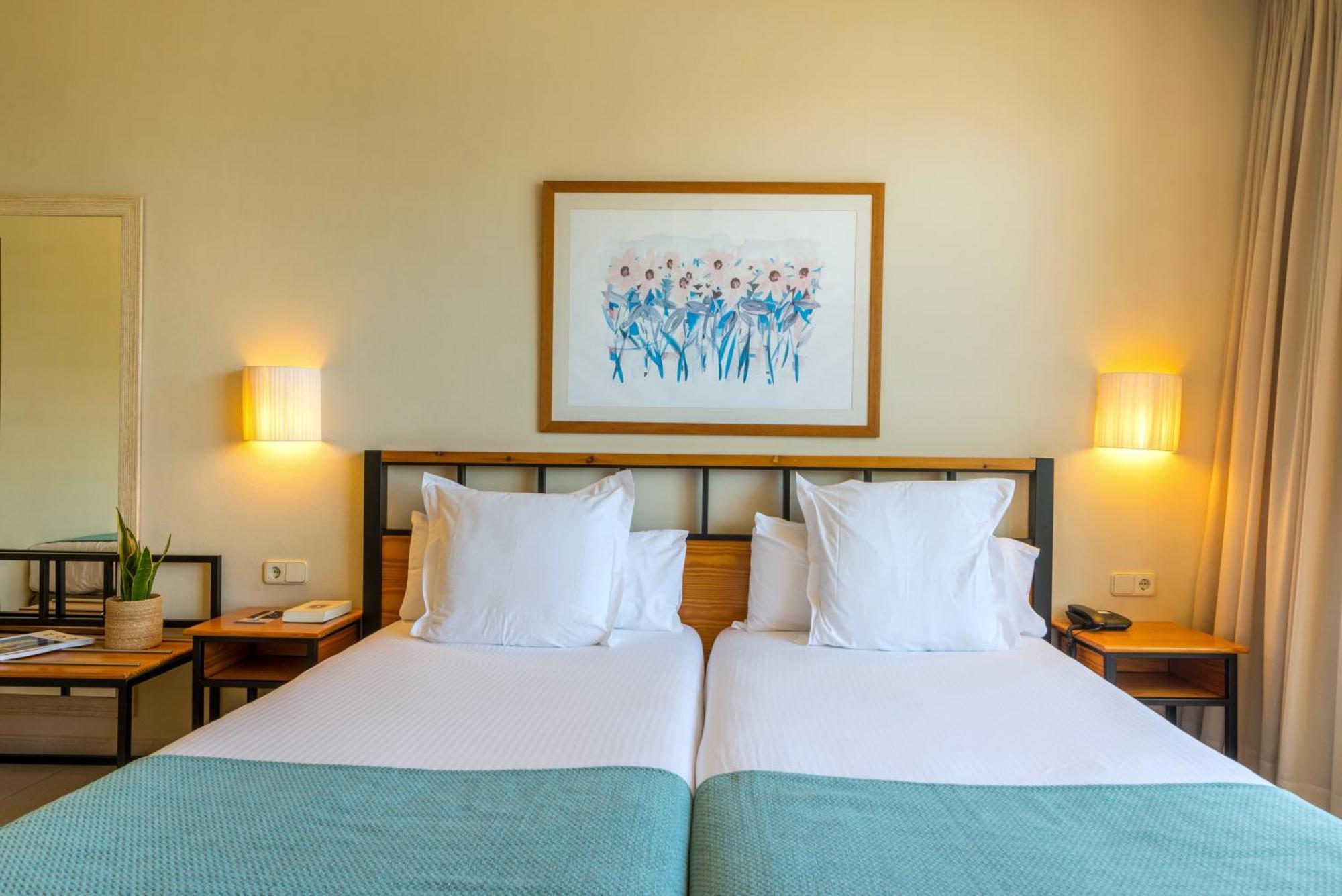 Double Room with Window,1555527706:JPEG