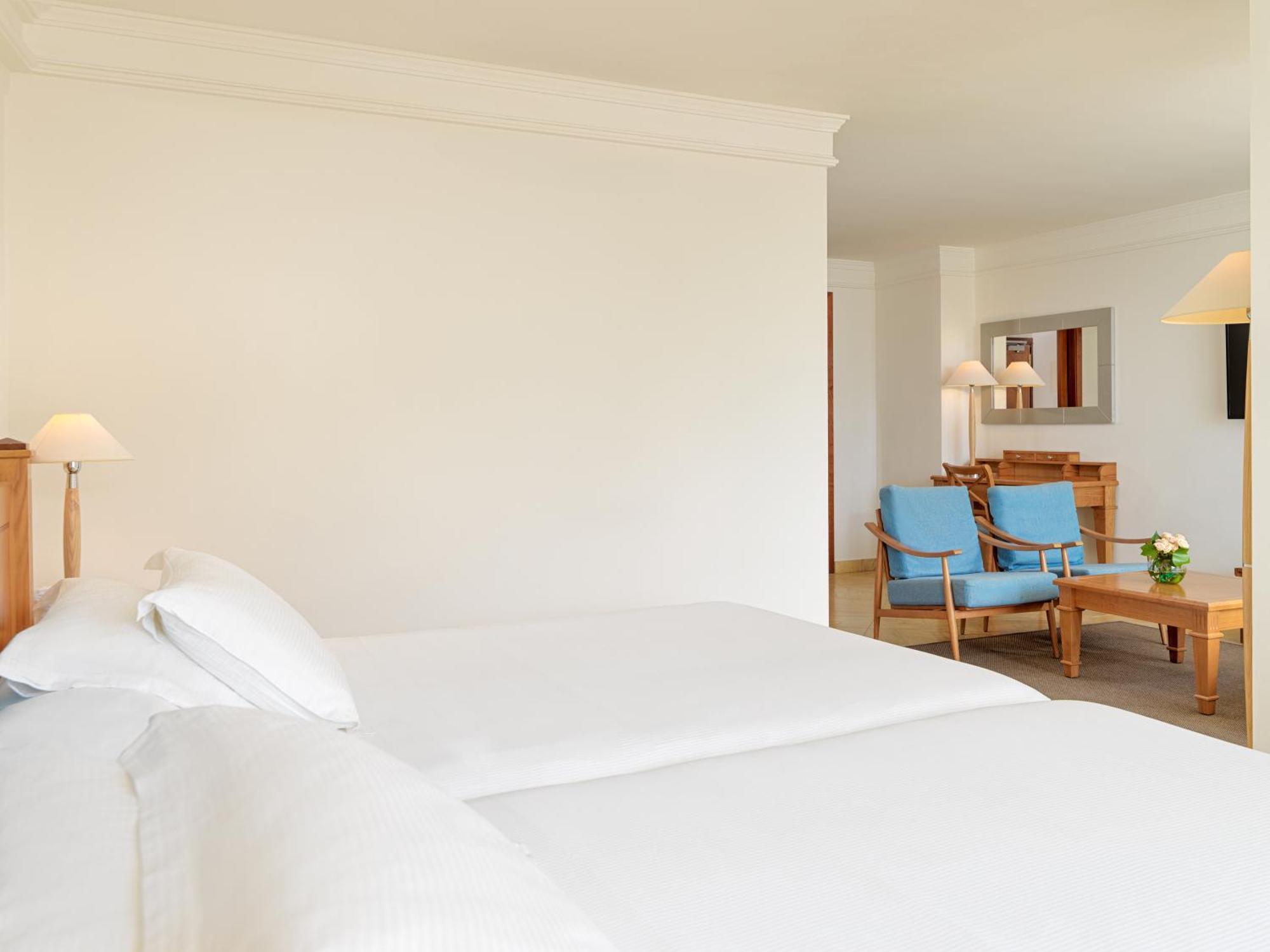 Junior Suite,1689823610:JPEG