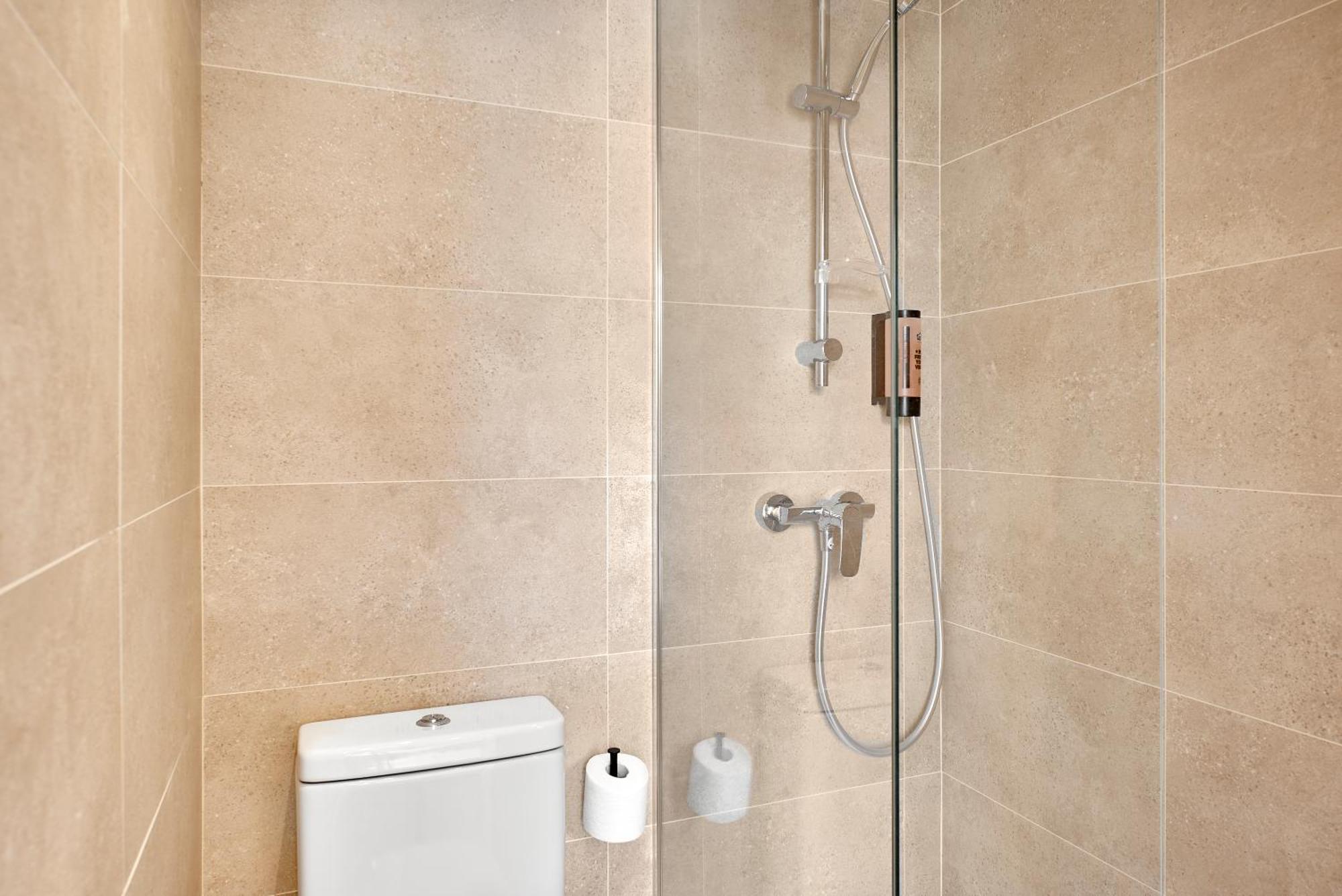 Budget Double Room & Unlimited Brunch,1555804915:JPEG